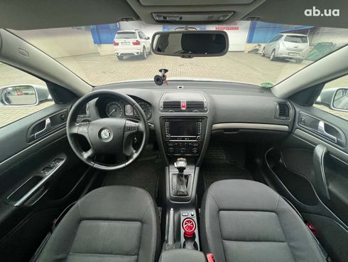 Skoda Octavia 2005 серый - фото 18