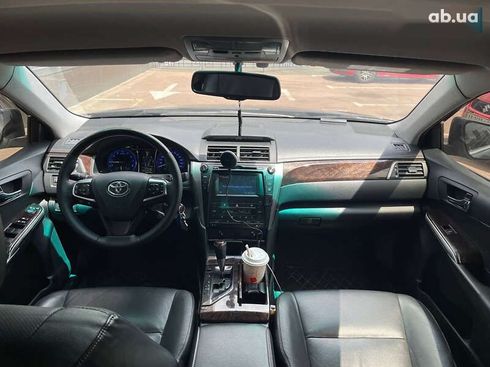 Toyota Camry 2015 - фото 12