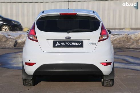 Ford Fiesta 2016 - фото 7