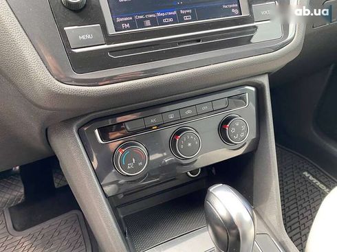Volkswagen Tiguan 2020 - фото 16