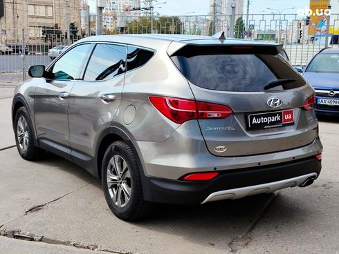 Hyundai Santa Fe 2015 серый - фото 4