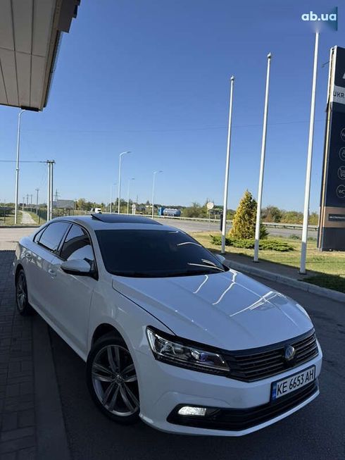 Volkswagen Passat 2017 - фото 15