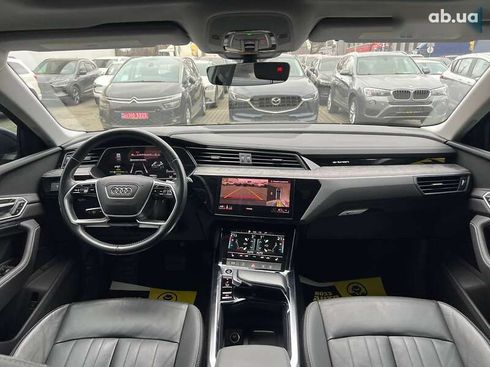Audi E-Tron 2020 - фото 13