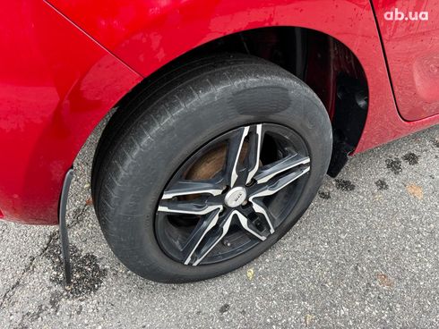 Renault Sandero 2020 красный - фото 27