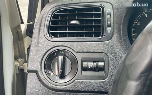 Volkswagen Polo 2011 - фото 11