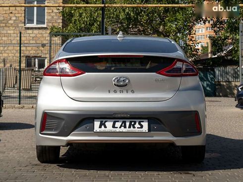 Hyundai Ioniq 2019 - фото 6