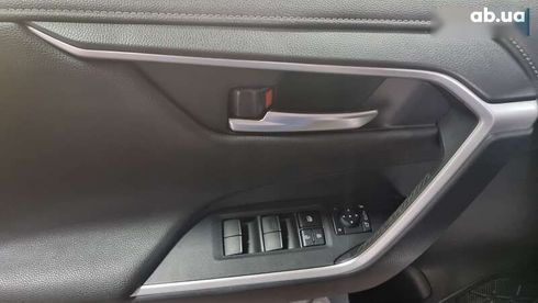Toyota RAV4 2022 - фото 8