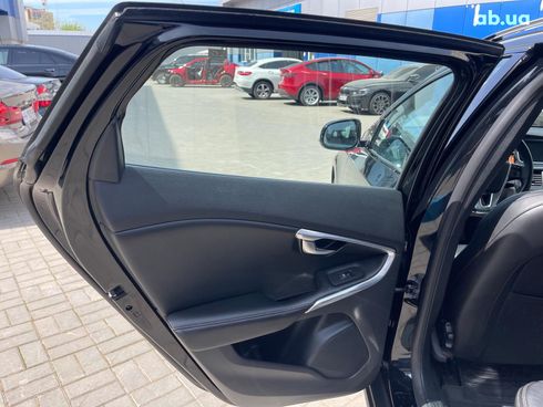 Volvo V40 2019 черный - фото 19