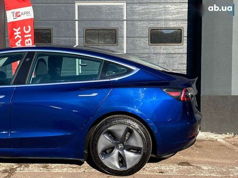 Tesla Model 3 2019 - фото 6