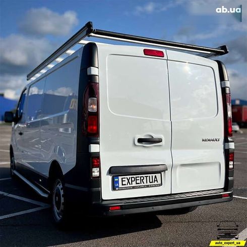 Renault Trafic 2021 - фото 5