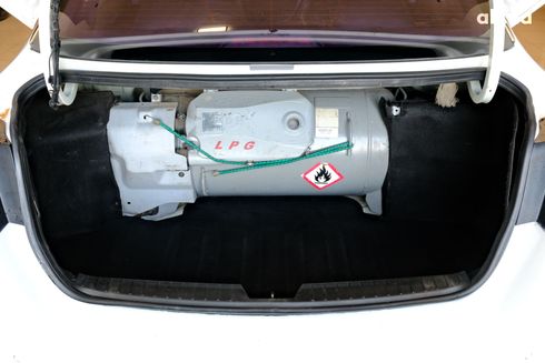 Kia Optima 2013 белый - фото 9