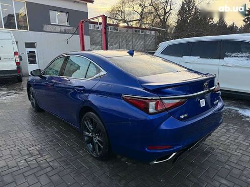 Lexus ES 2020 - фото 3