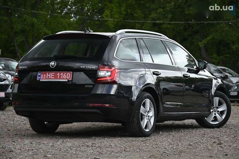 Skoda Octavia 2019 - фото 13