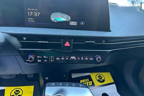 Kia EV6 2022 - фото 16
