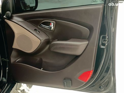 Hyundai ix35 2011 черный - фото 22