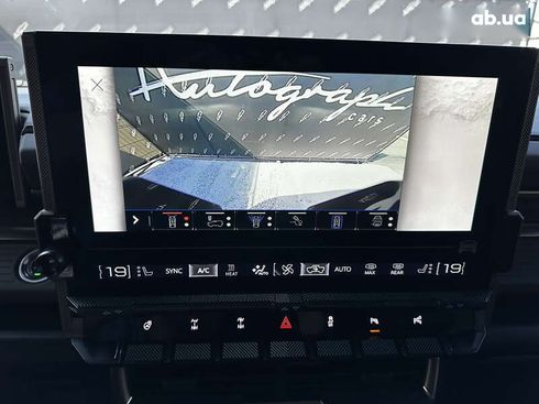 GMC Hummer EV 2024 - фото 25