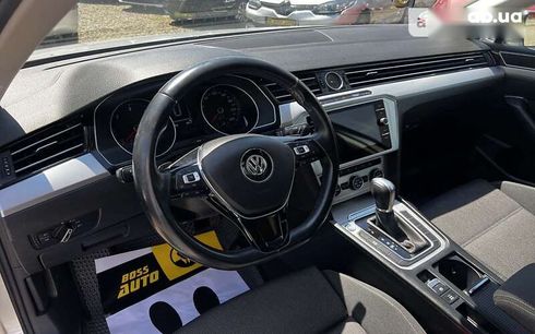 Volkswagen Passat 2018 - фото 10