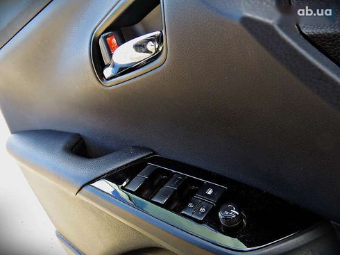 Toyota Prius 2020 - фото 8