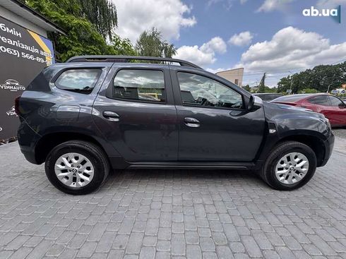 Renault Duster 2023 - фото 18