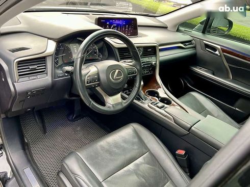 Lexus RX 2017 - фото 25