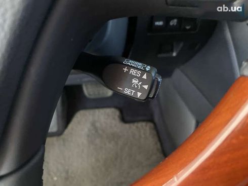 Lexus RX 2011 - фото 30