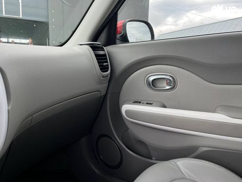 Kia Soul EV 2015 черный - фото 35