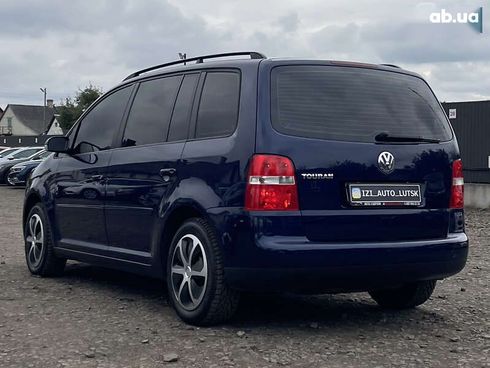 Volkswagen Touran 2005 - фото 6