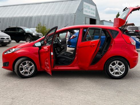 Ford Fiesta 2016 красный - фото 27