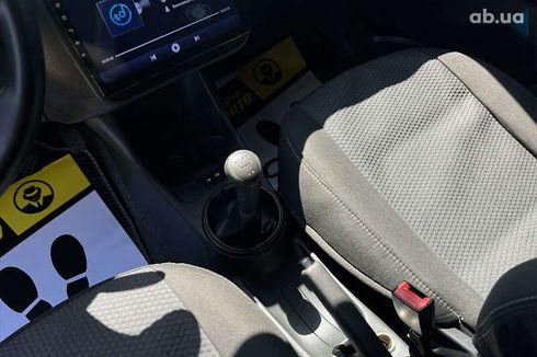 Skoda Fabia 2009 - фото 23