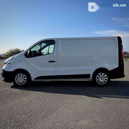 Renault Trafic 2019 - фото 6