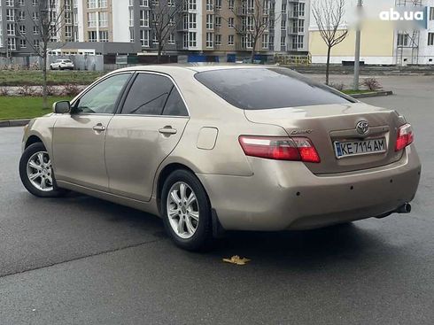 Toyota Camry 2007 - фото 6