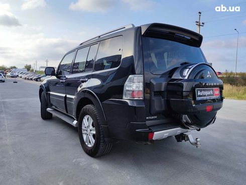 Mitsubishi Pajero Wagon 2011 черный - фото 6