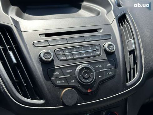 Ford Escape 2017 - фото 24