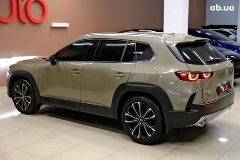 Mazda CX-50 2023 зеленый - фото 3