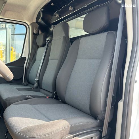 Renault Master 2024 белый - фото 15