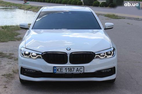 BMW 5 серия 2018 - фото 14