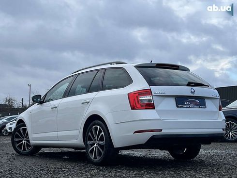 Skoda Octavia 2020 - фото 6