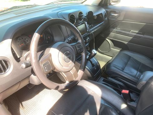 Jeep Patriot 2016 красный - фото 87