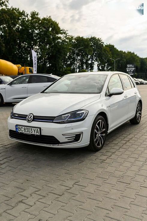 Volkswagen e-Golf 2019 - фото 2