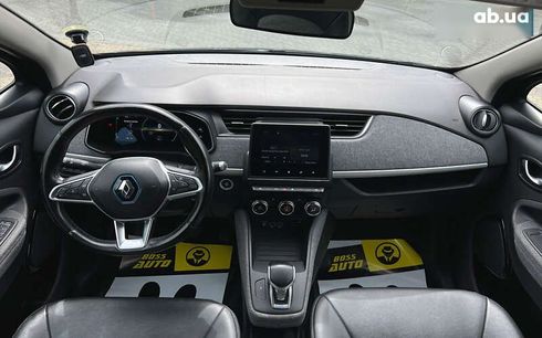 Renault Zoe 2020 - фото 11