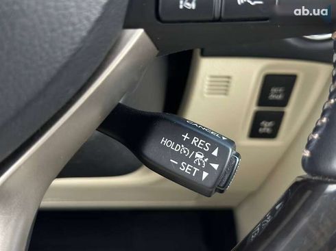 Lexus GX 2020 - фото 27