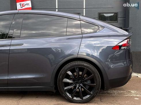 Tesla Model X 2019 - фото 6