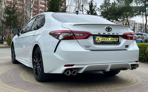 Toyota Camry 2024 - фото 5