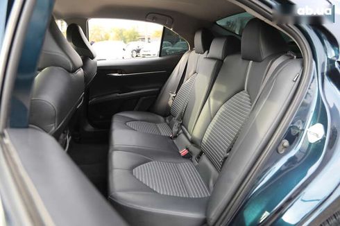 Toyota Camry 2020 - фото 8