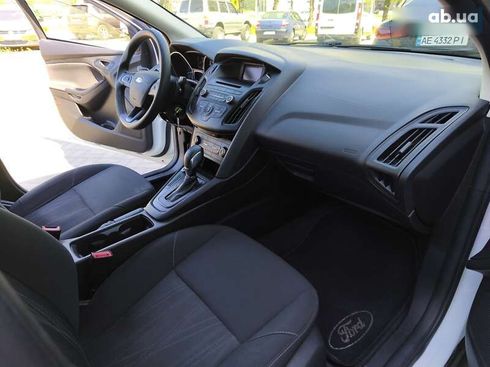 Ford Focus 2015 - фото 12