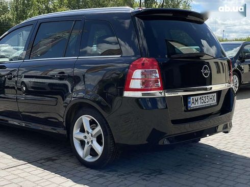 Opel Zafira 2009 - фото 18