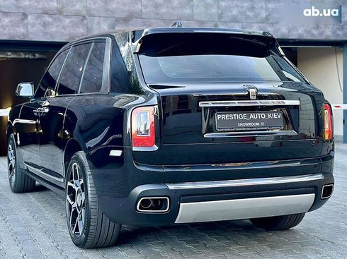 Rolls-Royce Cullinan 2019 - фото 19