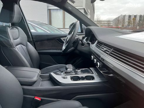Audi Q7 2018 - фото 22