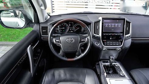 Toyota Land Cruiser 2016 - фото 9