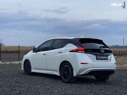 Nissan Leaf 2023 - фото 12